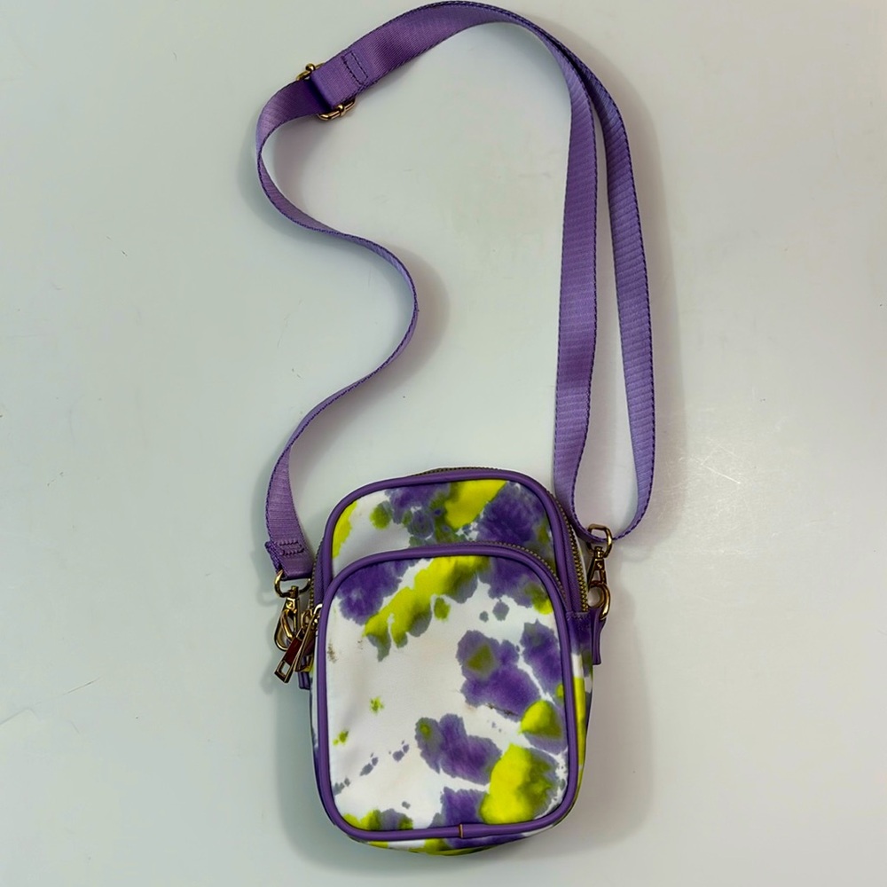Like Dreams small crossbody bag, EUC